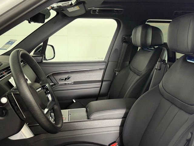new 2025 Land Rover Range Rover car