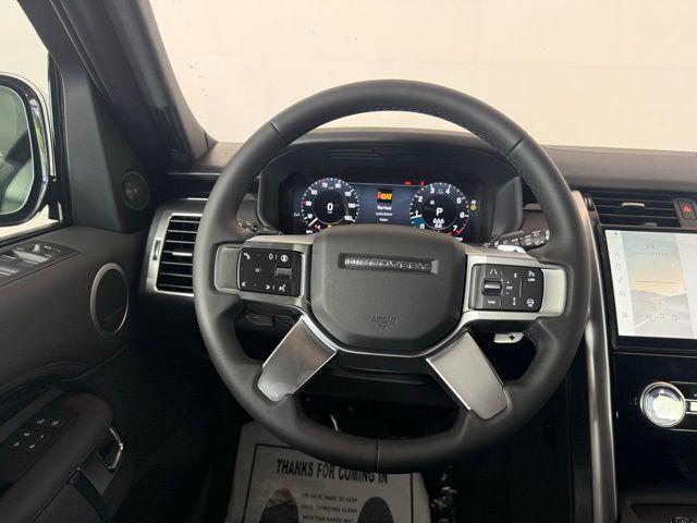 new 2025 Land Rover Discovery car