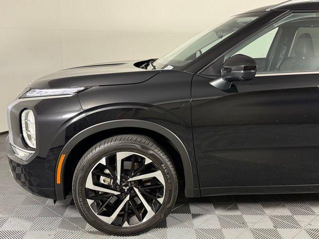 used 2024 Mitsubishi Outlander car, priced at $30,500