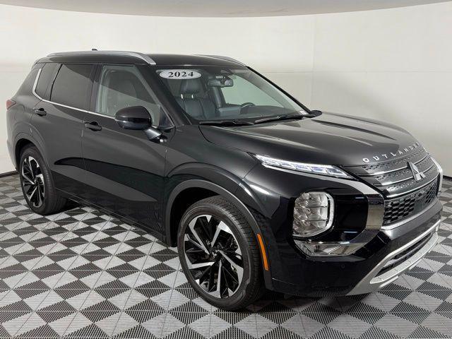used 2024 Mitsubishi Outlander car, priced at $30,500