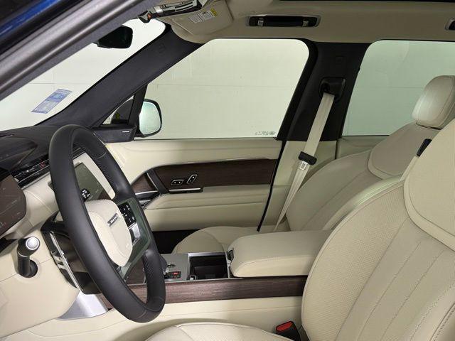 new 2025 Land Rover Range Rover car