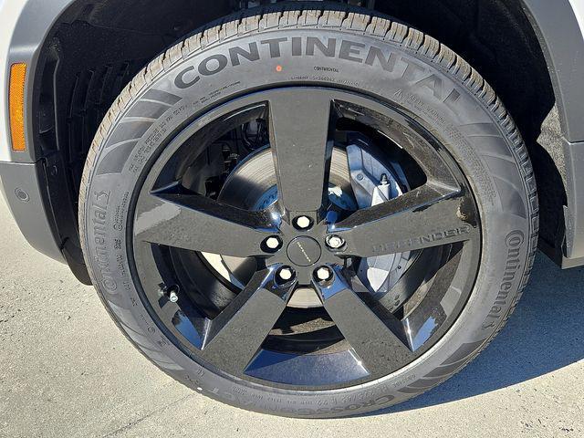 new 2026 Land Rover Defender car