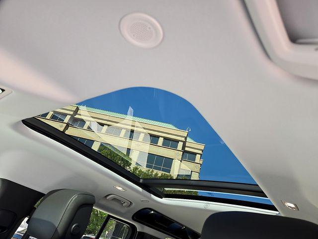 new 2026 Land Rover Defender car