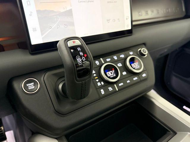 new 2025 Land Rover Defender car