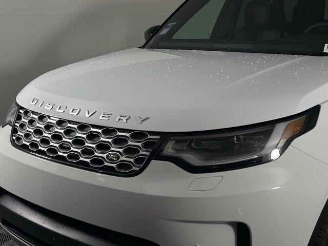 new 2025 Land Rover Discovery car, priced at $67,043
