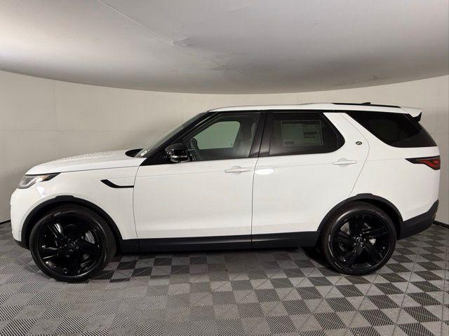 new 2025 Land Rover Discovery car, priced at $67,043