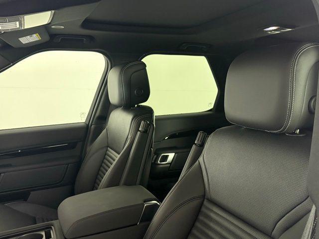 new 2025 Land Rover Discovery car, priced at $67,043