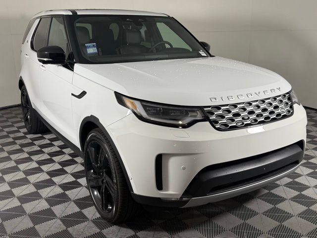 new 2025 Land Rover Discovery car, priced at $67,043