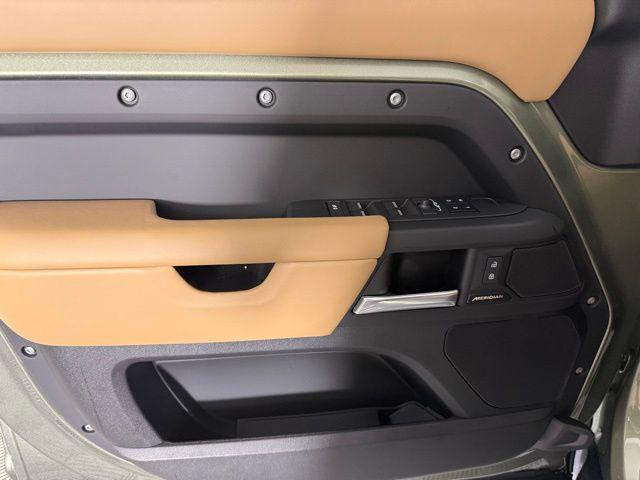 new 2025 Land Rover Defender car