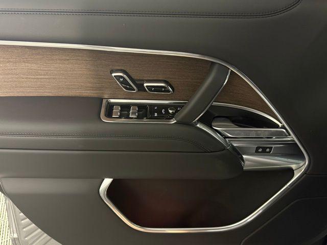 new 2025 Land Rover Range Rover car