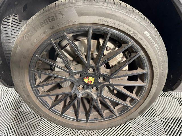 used 2022 Porsche Cayenne car, priced at $46,900