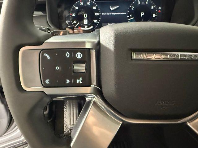 new 2025 Land Rover Discovery car, priced at $69,653