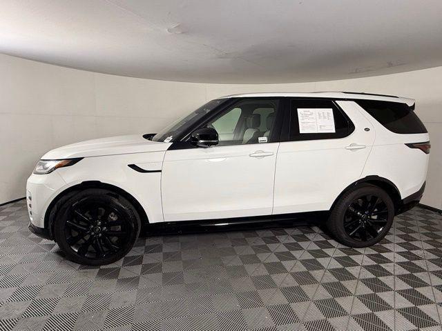 used 2022 Land Rover Discovery car, priced at $38,900