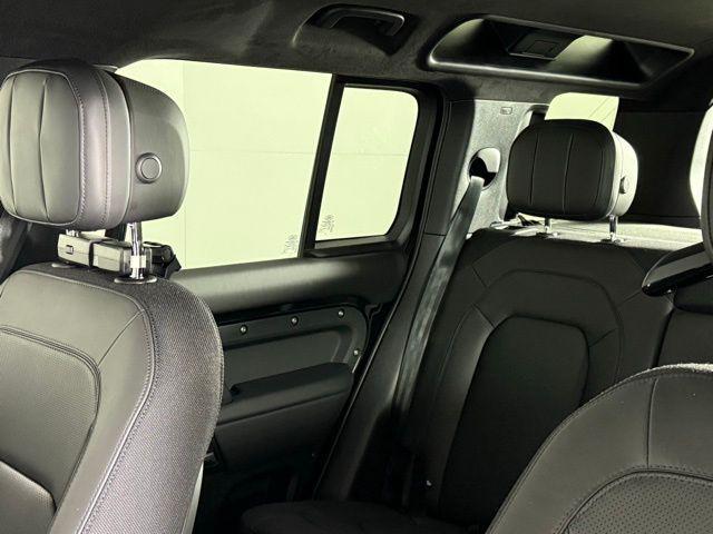new 2025 Land Rover Defender car