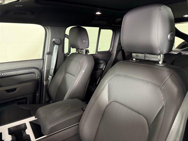 new 2025 Land Rover Defender car