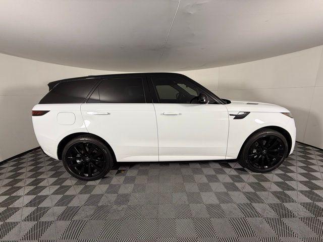 new 2025 Land Rover Range Rover Sport car, priced at $101,765