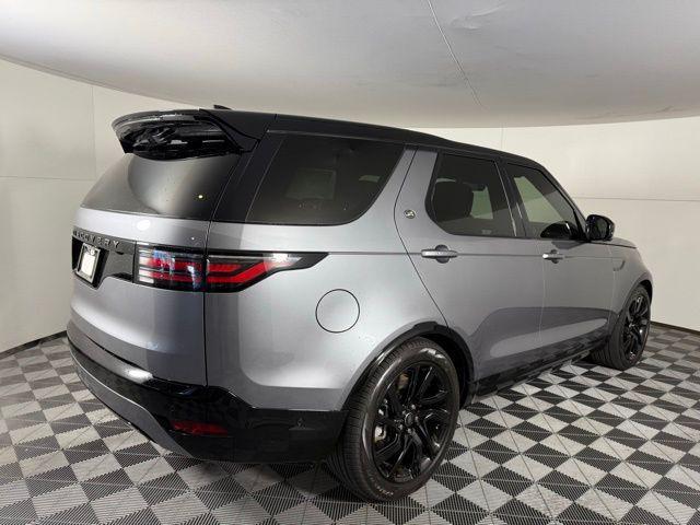 new 2025 Land Rover Discovery car, priced at $78,743