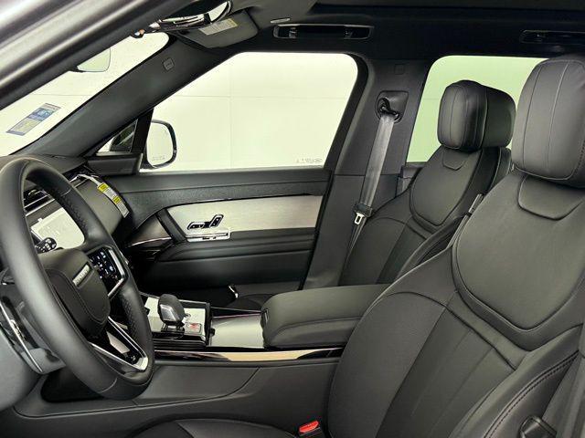 new 2025 Land Rover Range Rover Sport car