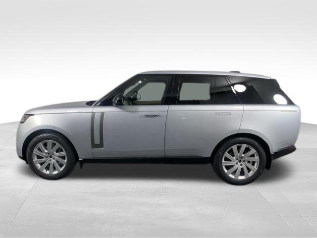 new 2025 Land Rover Range Rover car, priced at $109,915