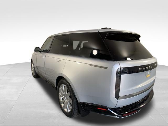 new 2025 Land Rover Range Rover car, priced at $109,915