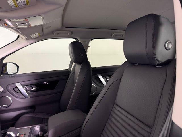 new 2025 Land Rover Discovery Sport car