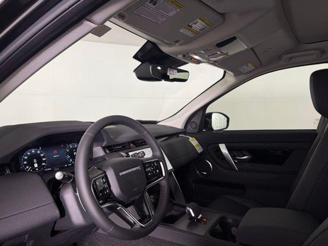 new 2025 Land Rover Discovery Sport car