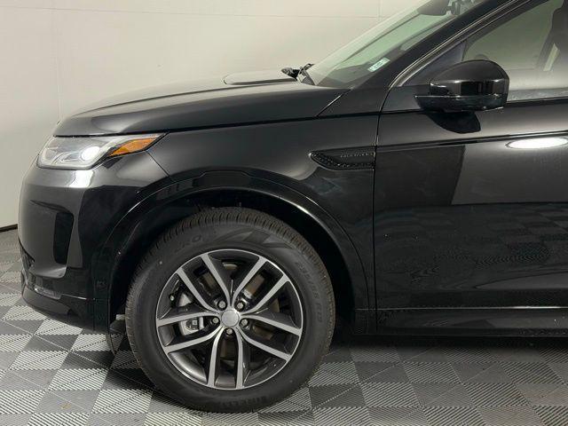 new 2025 Land Rover Discovery Sport car