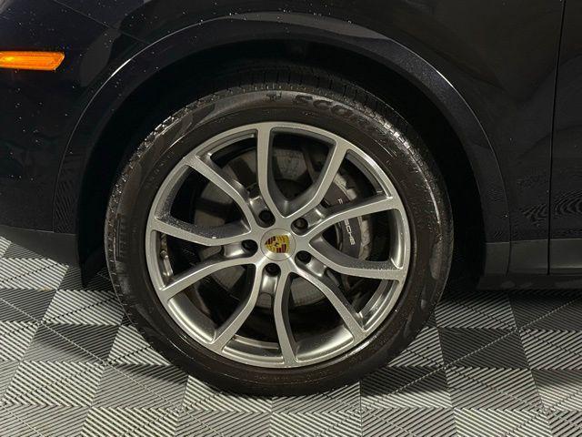 used 2021 Porsche Cayenne car, priced at $43,900