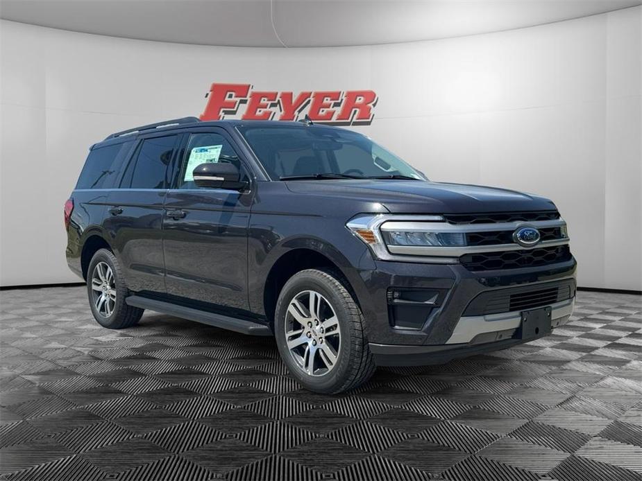 new 2024 Ford Expedition car, priced at $72,600