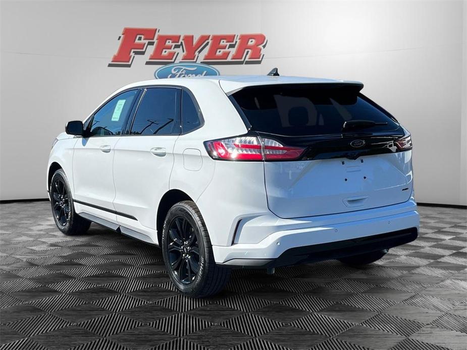 new 2024 Ford Edge car, priced at $40,255