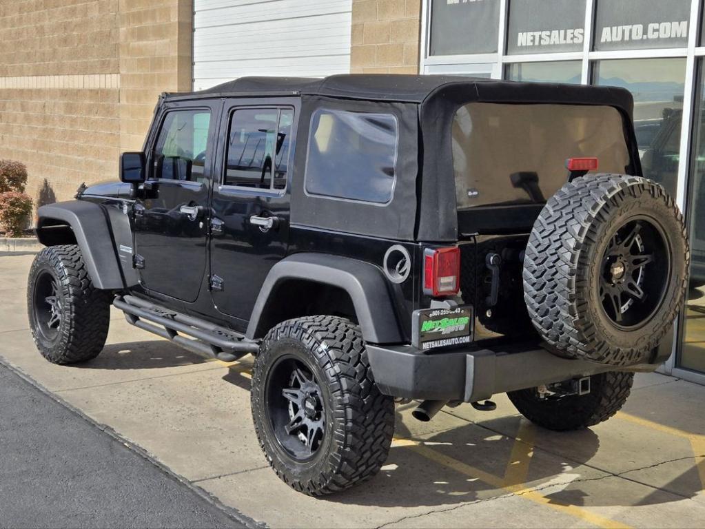 used 2012 Jeep Wrangler Unlimited car, priced at $18,995