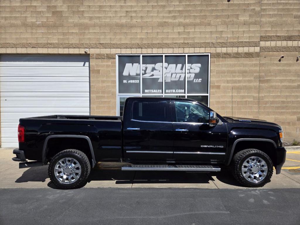 used 2017 GMC Sierra 2500 car, priced at $42,995