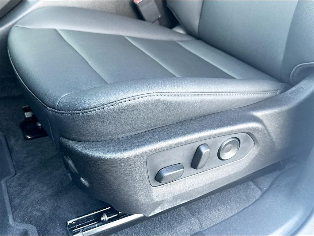 new 2026 Chevrolet Colorado car, priced at $42,502