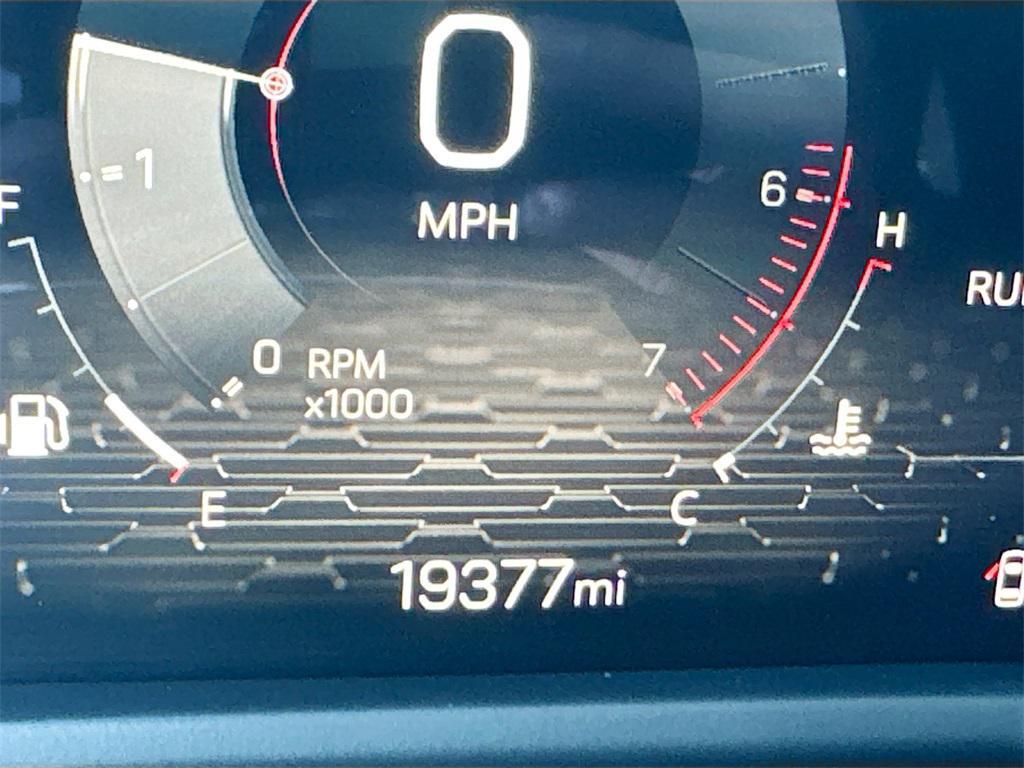 used 2025 GMC Acadia car, priced at $34,920