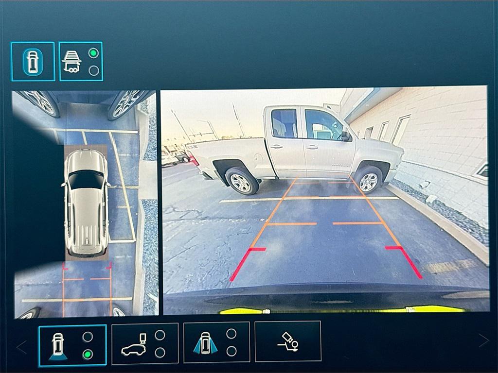 used 2025 GMC Acadia car, priced at $34,920