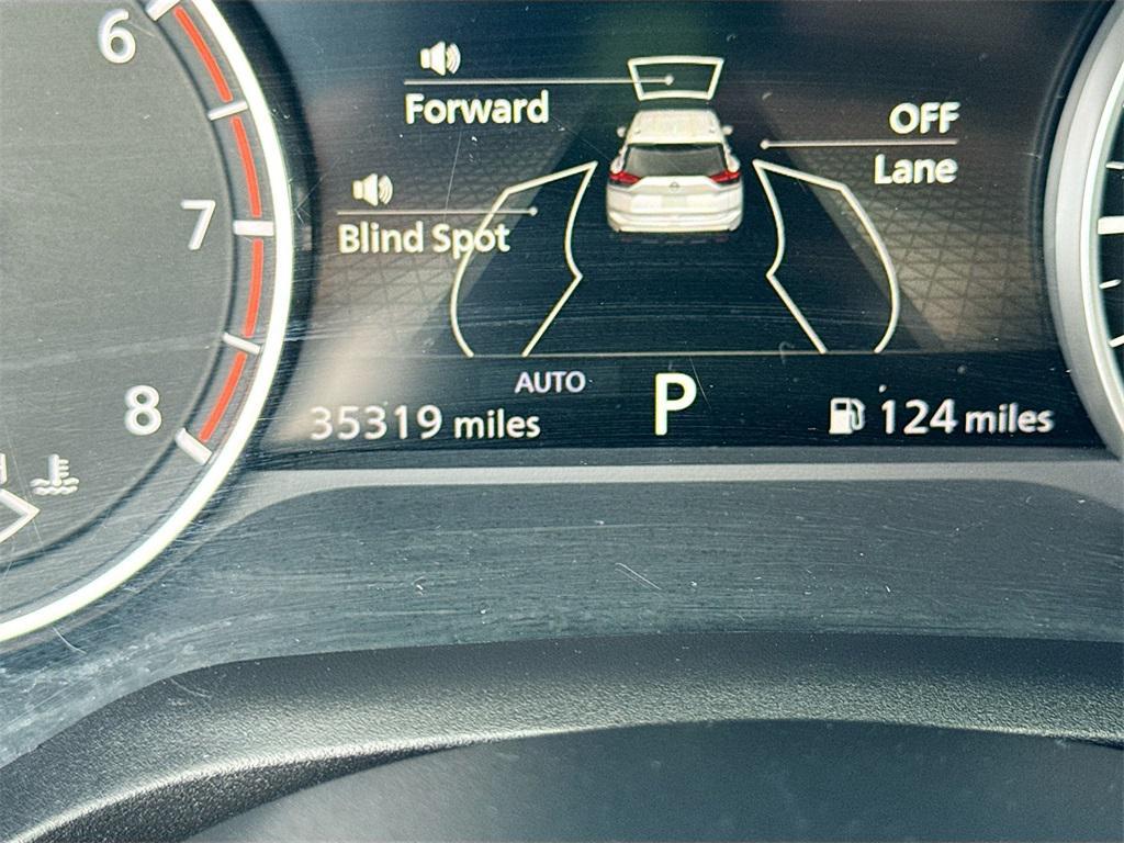 used 2024 Nissan Rogue car, priced at $21,999