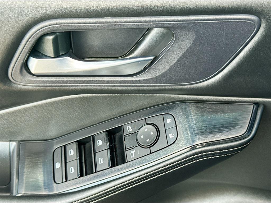 used 2024 Nissan Rogue car, priced at $21,999