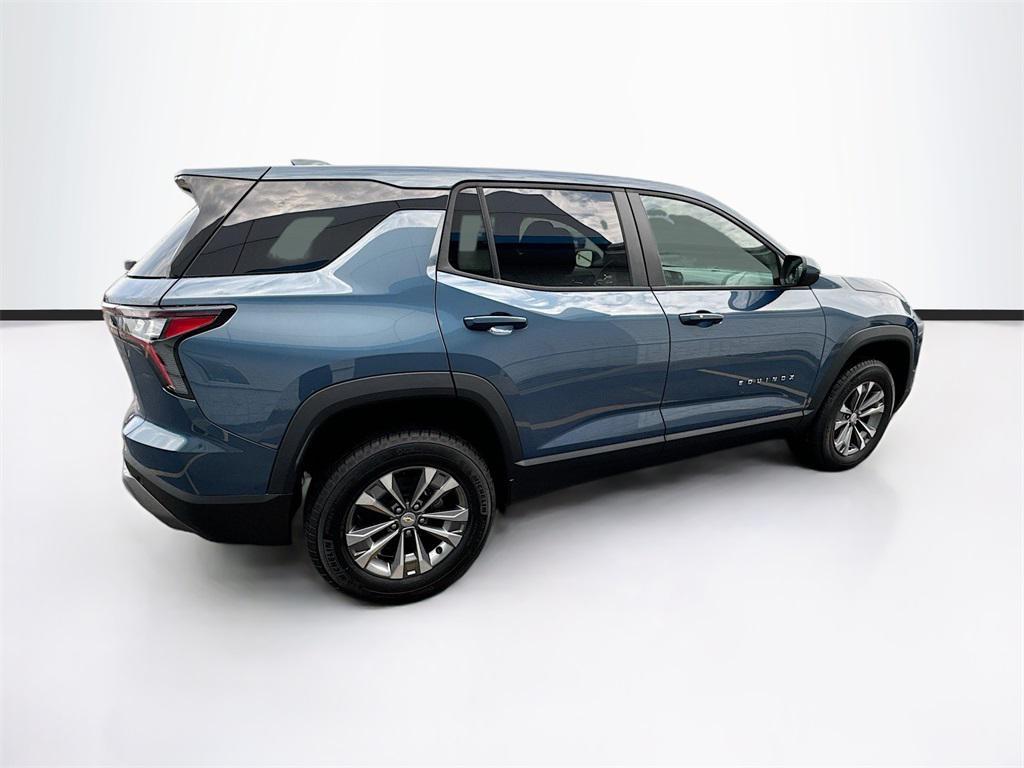 new 2026 Chevrolet Equinox car, priced at $32,290