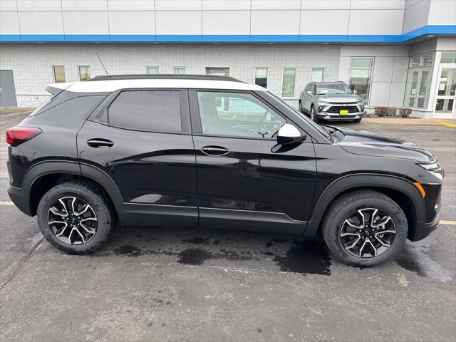 new 2025 Chevrolet TrailBlazer car, priced at $32,524