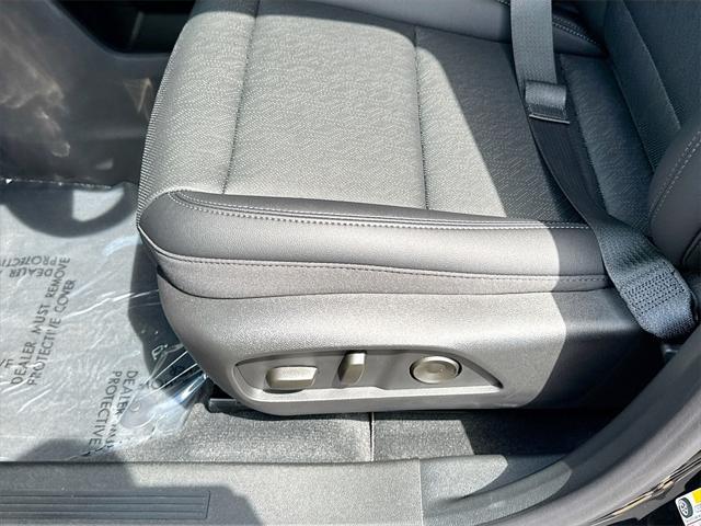 new 2026 Chevrolet Equinox car, priced at $33,257