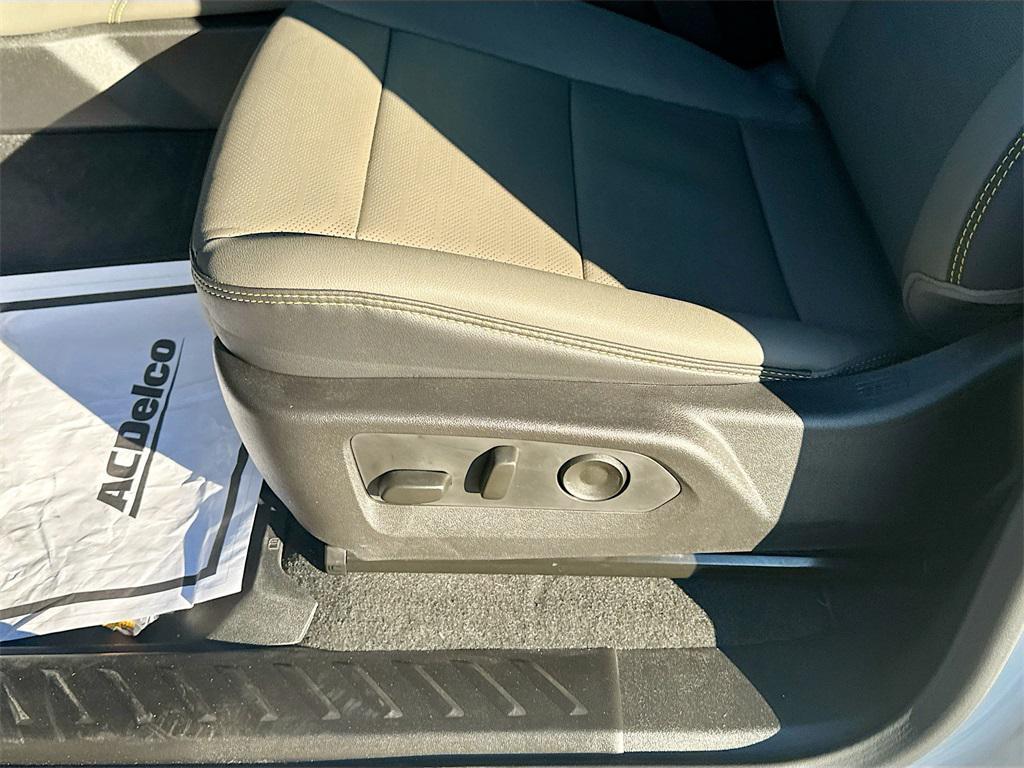 new 2026 Chevrolet Colorado car, priced at $52,877