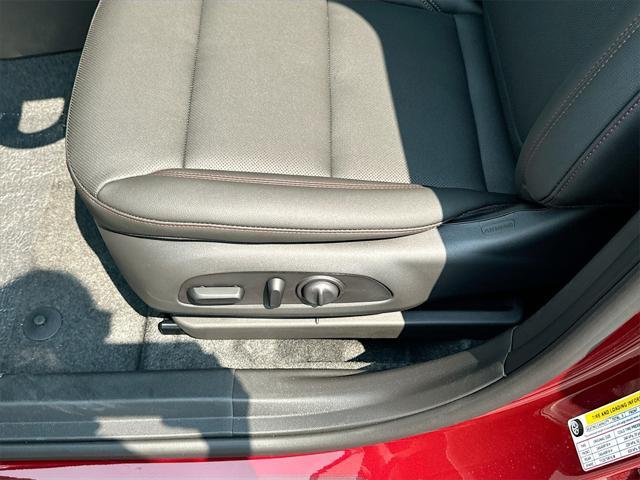 new 2025 Chevrolet Trax car, priced at $26,139