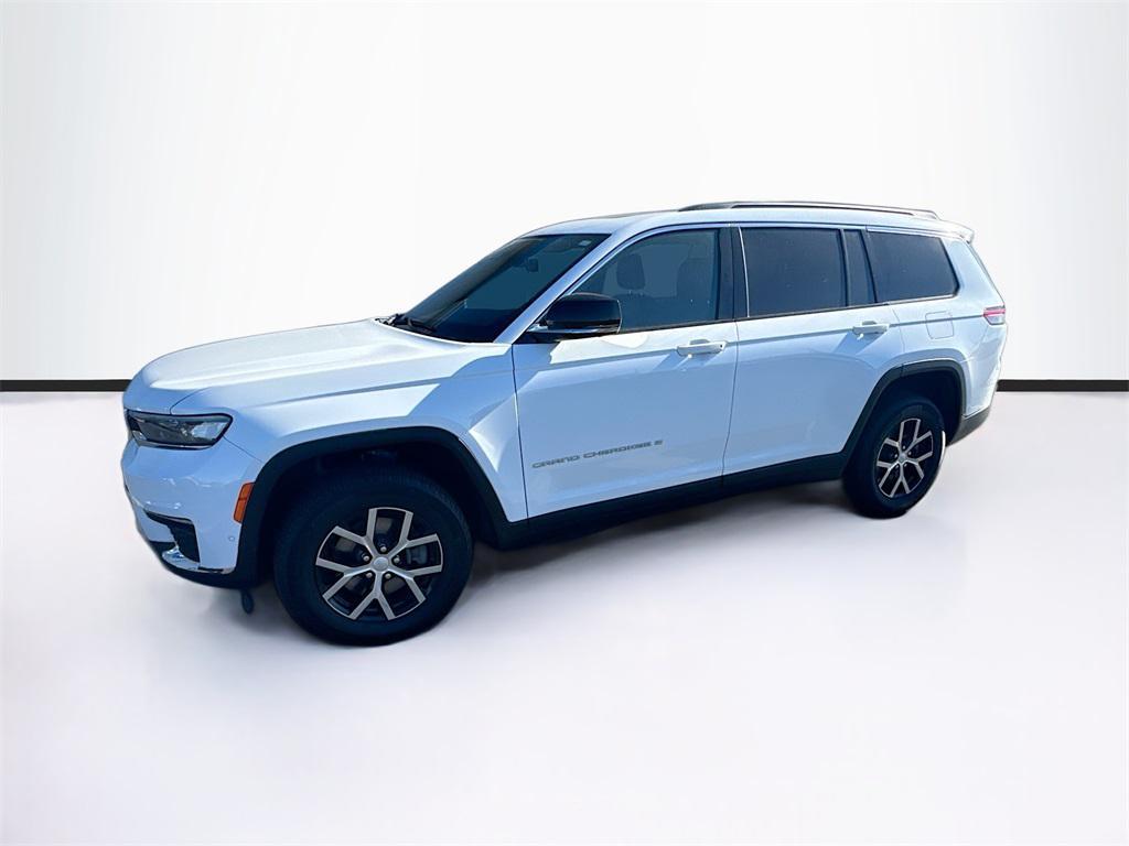 used 2024 Jeep Grand Cherokee L car, priced at $32,737