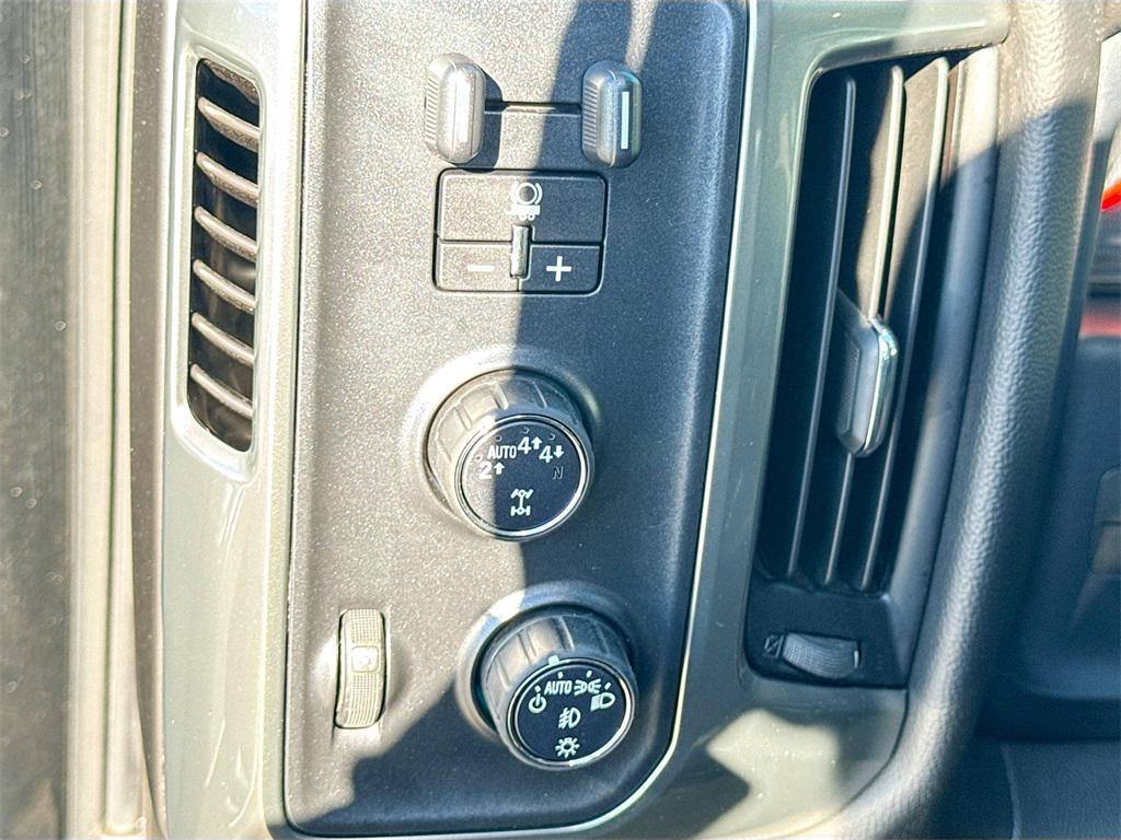 used 2018 Chevrolet Silverado 1500 car, priced at $21,935