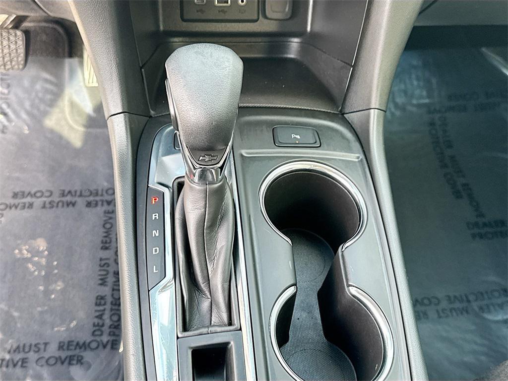 used 2024 Chevrolet Equinox car, priced at $23,999