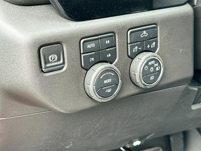 new 2025 Chevrolet Silverado 1500 car, priced at $58,325