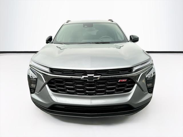 new 2025 Chevrolet Trax car, priced at $25,690
