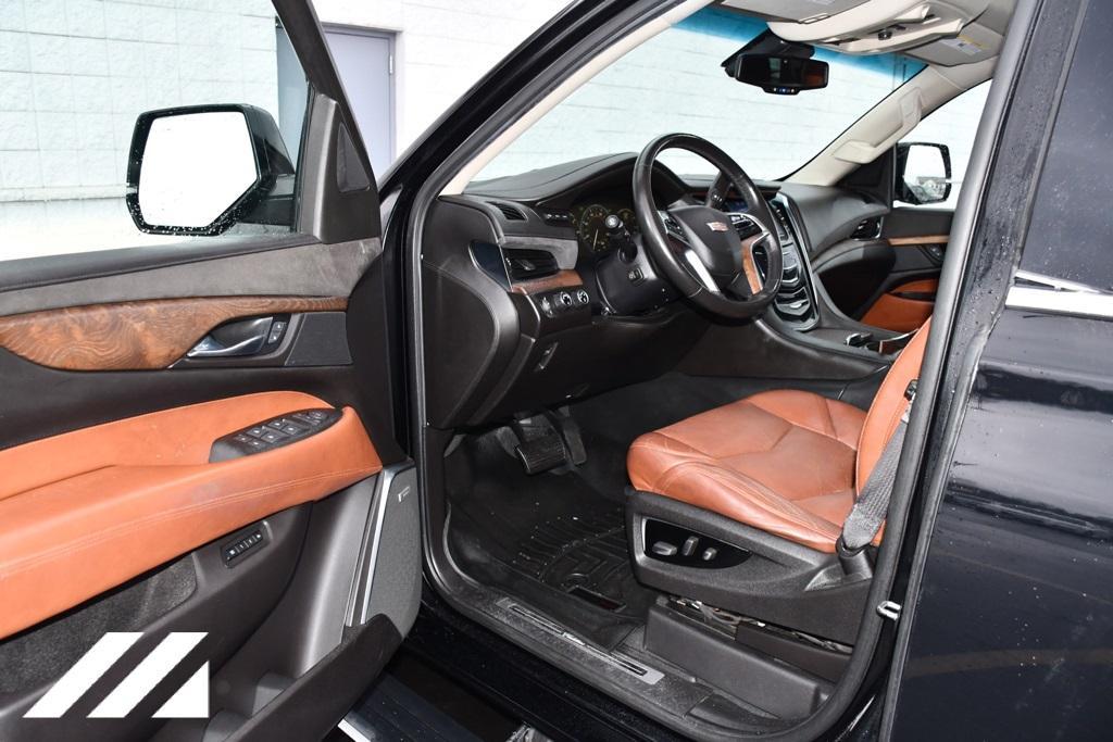used 2015 Cadillac Escalade ESV car, priced at $22,999