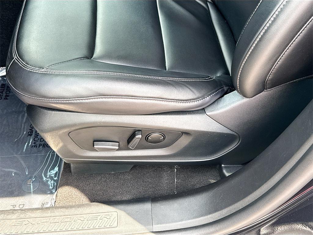 used 2023 Ford Explorer car, priced at $27,748