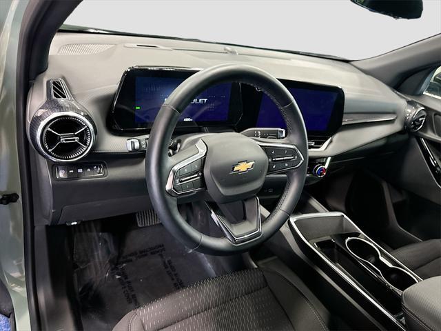 new 2025 Chevrolet Equinox car, priced at $29,495